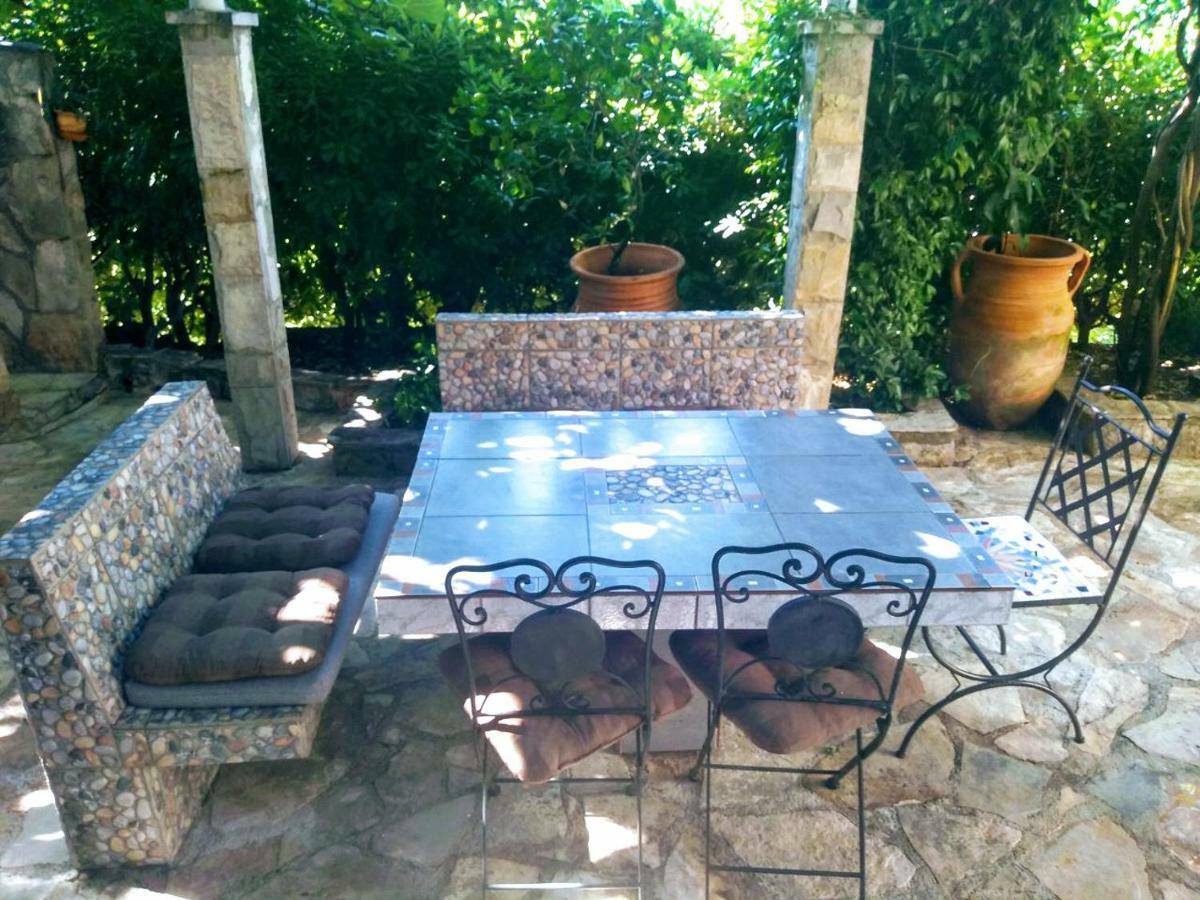 Sea-Side Old Stone Villa With A Private Garden Budva Eksteriør bilde